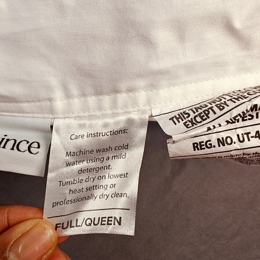 Quince Full Queen White Down Alternative Comforter 100% Cotton cover - Picture 4 of 5